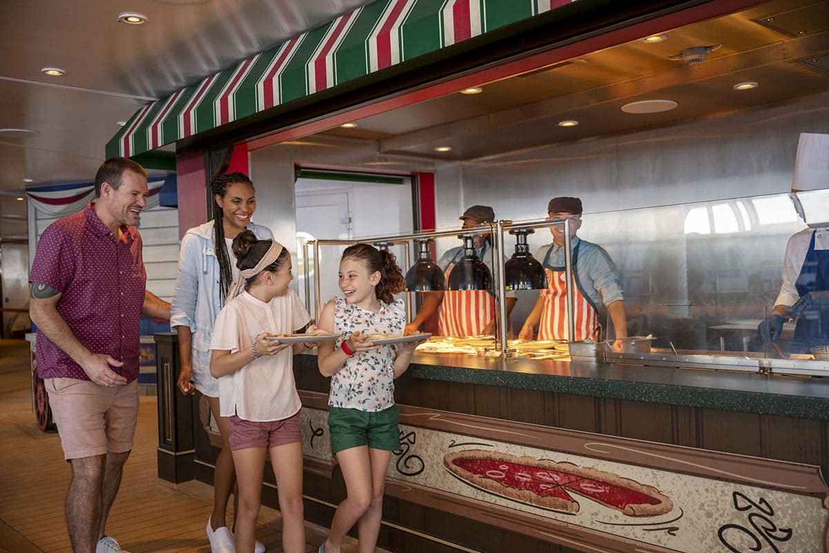 Image Mickey and Friends: Festival of Foods