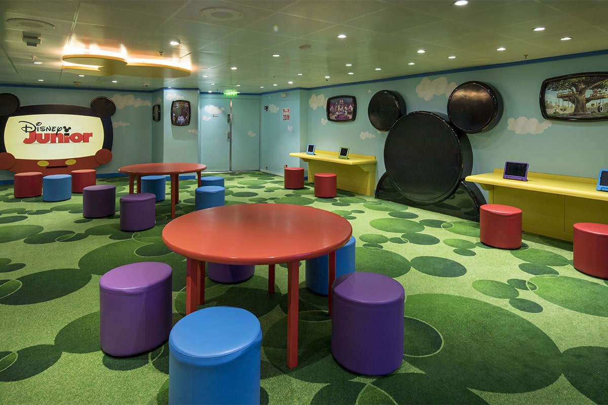 Image Disney's Oceaneer Club