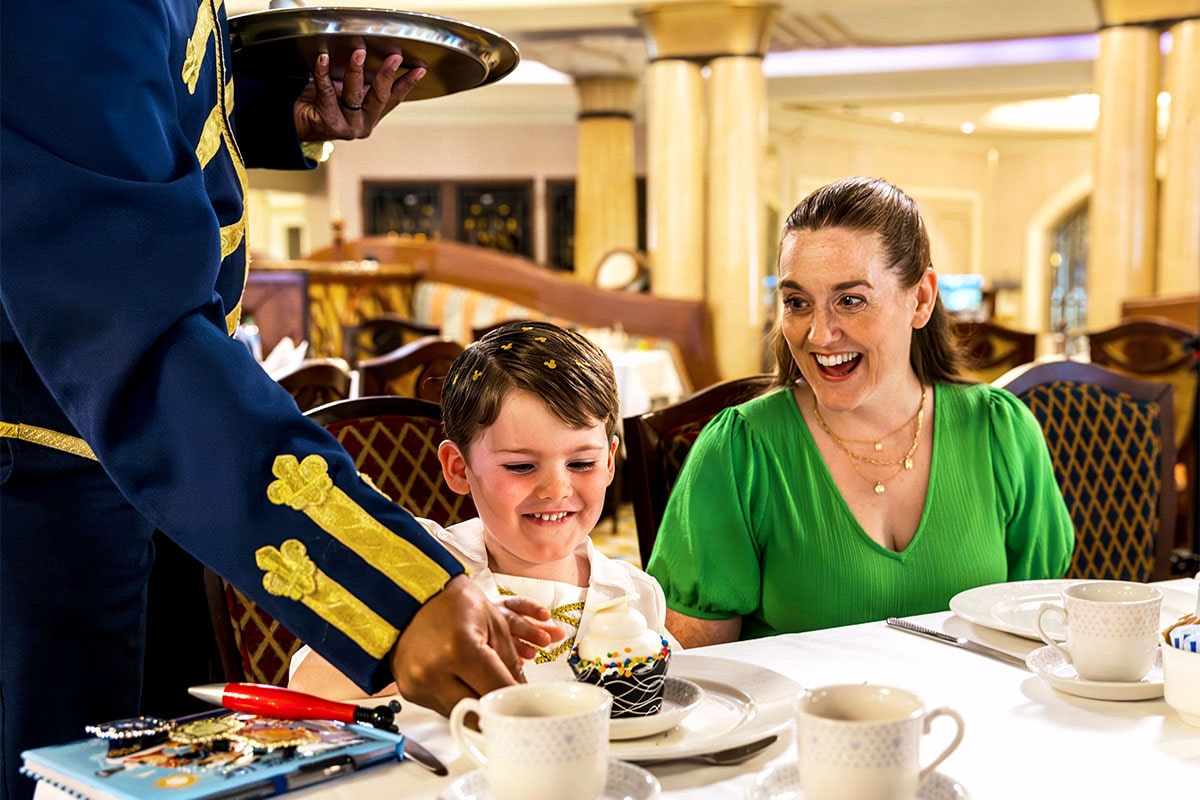 Image Royal Court Royal Tea