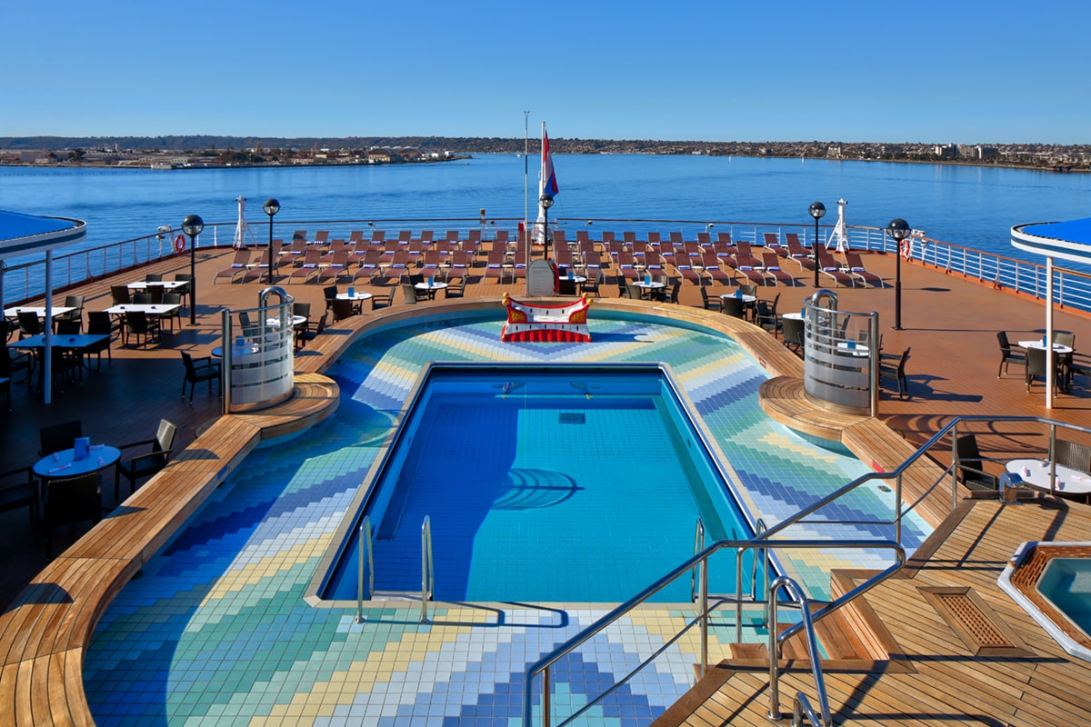 Image Sea View Pool 